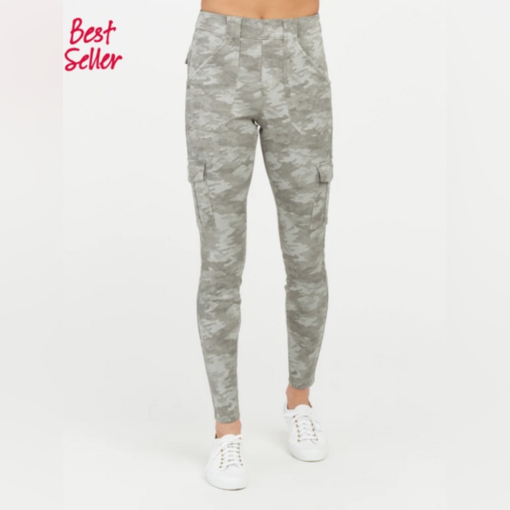 SPANX Stretch Twill Ankle Cargo Pant - Camo